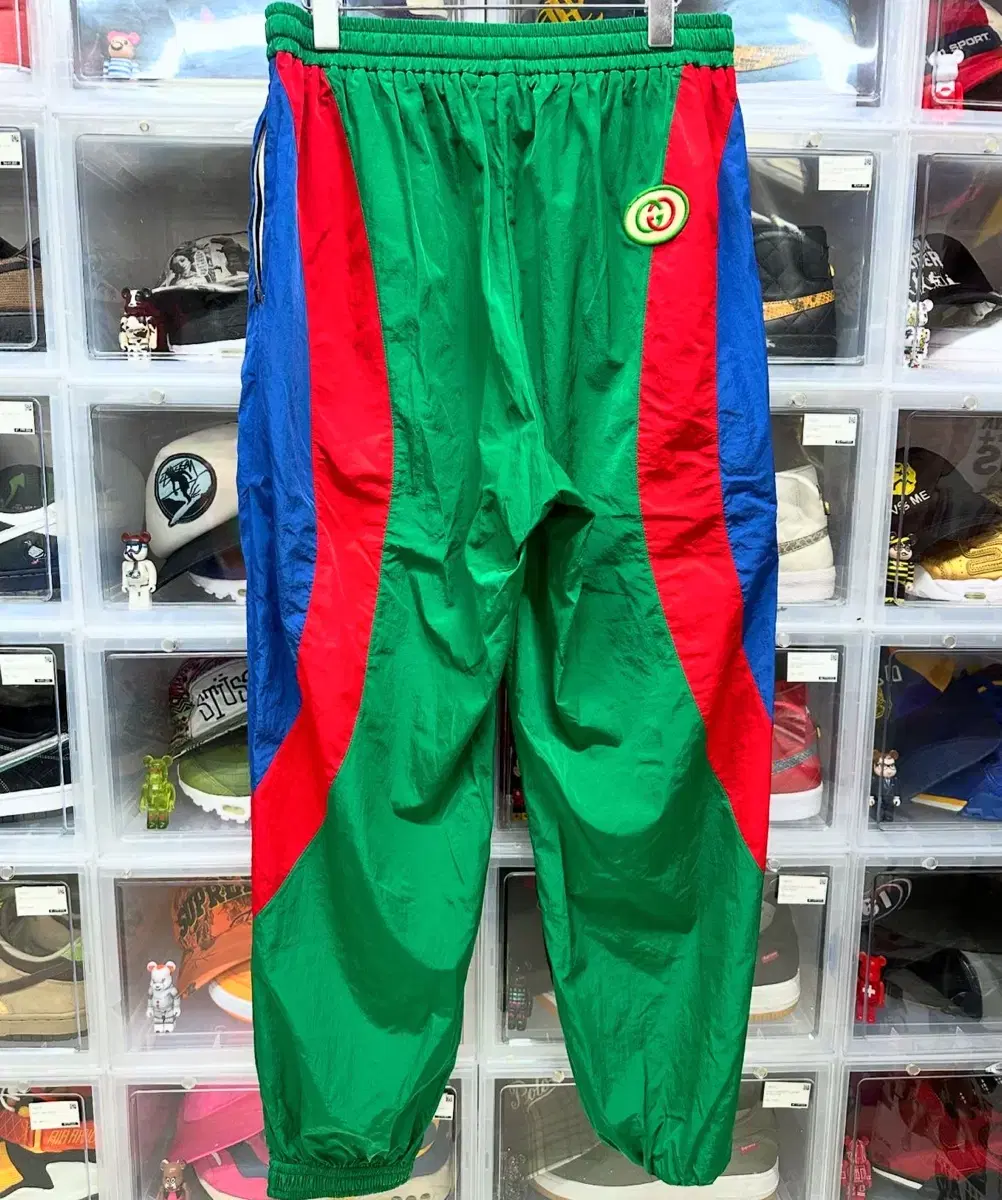 구찌 GUCCI GEOMETRIC NYLON TRACK PANTS